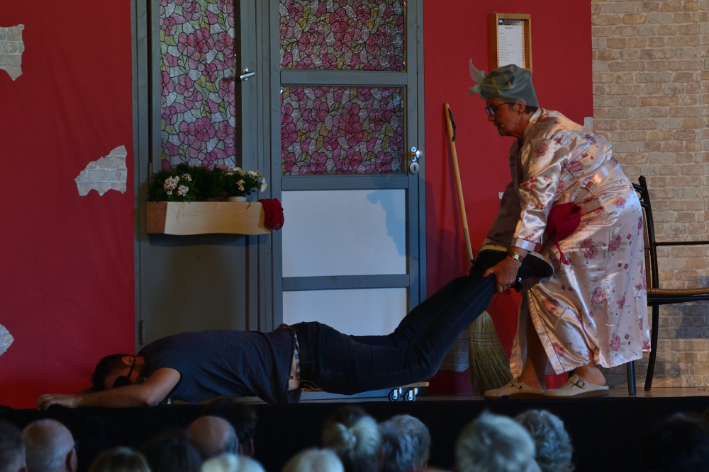 AJK_2318