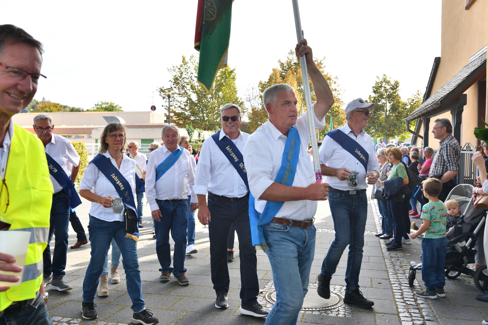 AJK_4094
